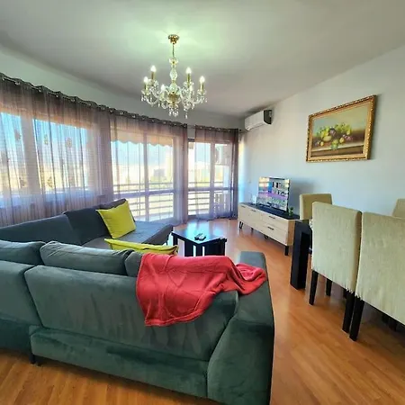 Apartmán Ring Corner Flat W/ 24h Check In
