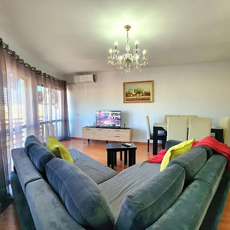 Ring Corner Flat W/ 24h Check In * Tirana